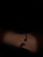 Load image into Gallery viewer, Celeste Twisted Bangle