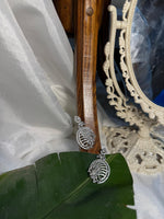 Load image into Gallery viewer, Flora- Swrirl Earrings