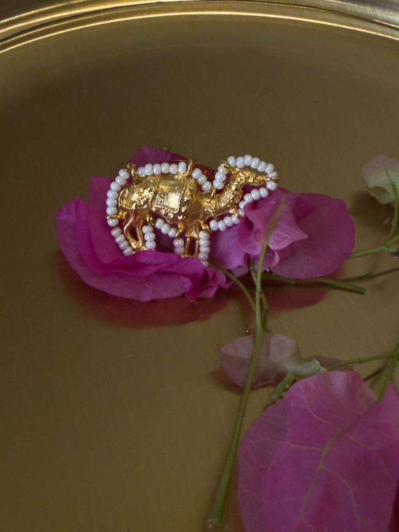Camel Ring