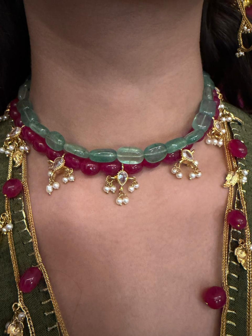 Naghma Choker