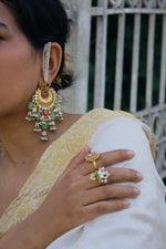 Load image into Gallery viewer, Chaand Machli Earrings