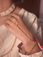 Load image into Gallery viewer, Chaand Angla
