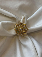 Load image into Gallery viewer, Aangan Kundan Tara Ring
