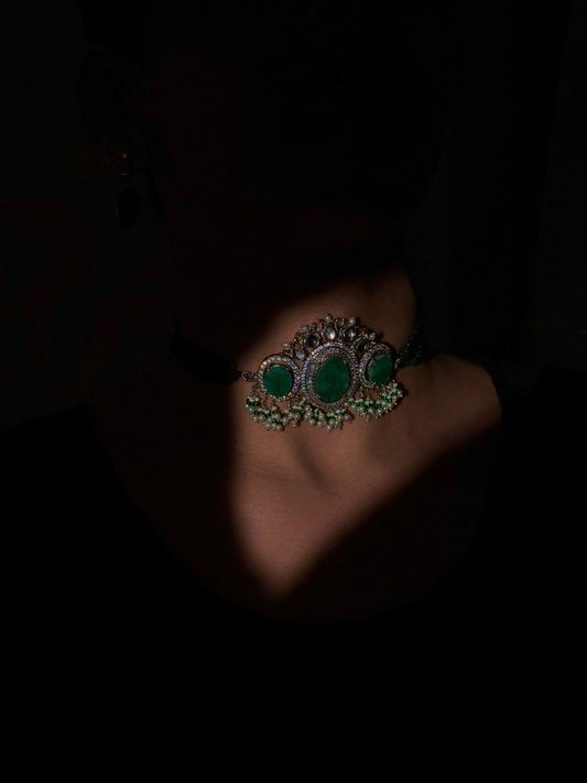 Celeste- Emerald Majesty Choker