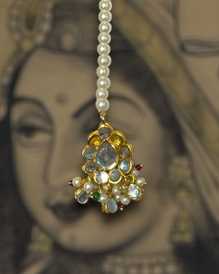 Pakeezah- Nazakat Teeka