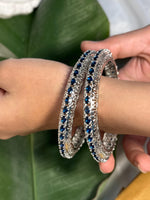 Load image into Gallery viewer, Flora-Bloom Bangles
