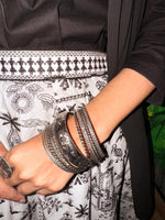 Load image into Gallery viewer, Raagni bangle set

