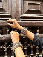 Load image into Gallery viewer, Raagni Ghungroo bangle
