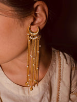 Load image into Gallery viewer, Begum earrings
