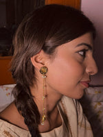 Load image into Gallery viewer, Chaandtaara Earrings
